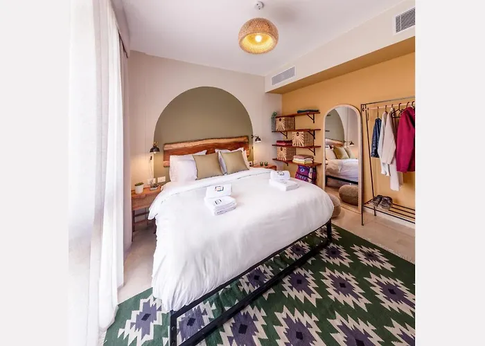 Earthy & Tranquil 1 Bdr Mangroovy Free Pool & Access *